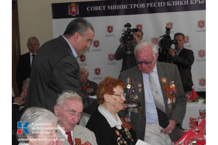 В Симферополе организовали торжественный прием для ветеранов