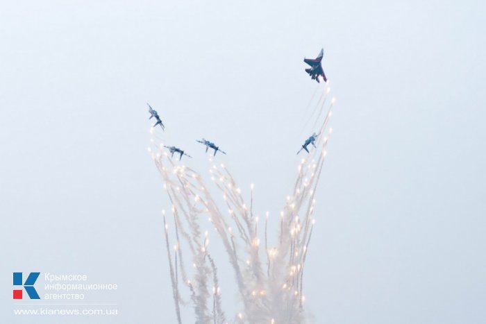 В Севастополе 9 мая отметили парадом морской и авиационной техники