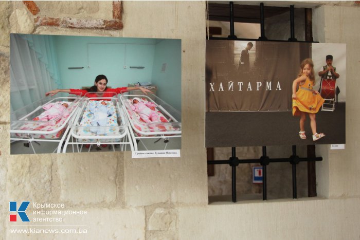 В Бахчисарае открылась фотовыставка ко Дню памяти жертв депортации