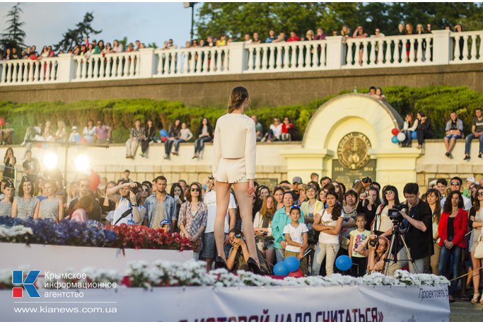 В Севастополе состоялся модный показ «Русская весна»