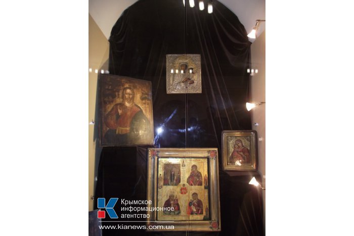 В Симферополе открылась выставка икон