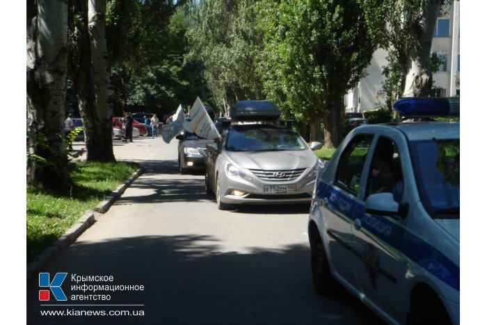 В Симферополь прибыл студенческий антинаркотический автопробег