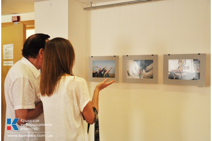 В День фотографа в Симферополе прошла фотовыставка