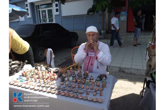 В Николаевке проходит фестиваль ремесленников