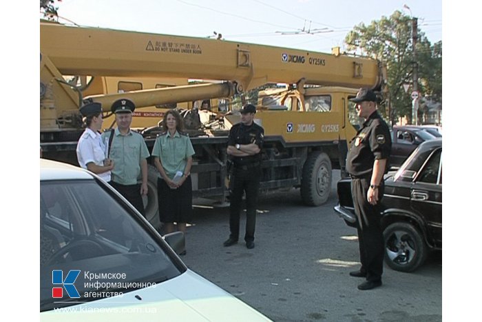 В Севастополе до конца недели демонтируют трехэтажный остановочный павильон