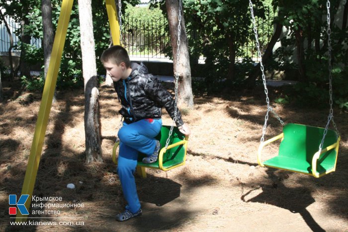 В Крыму стартовала акция «Быть вместе» для семей, воспитывающих детей-аутистов