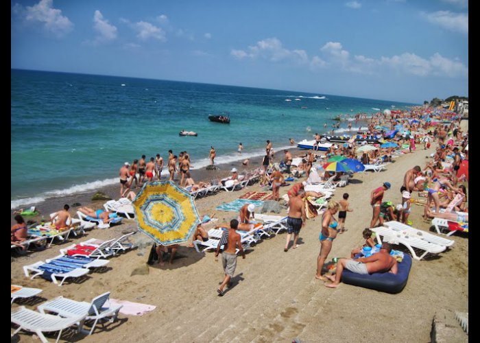 В Николаевке 15 пляжей работает без необходимой документации