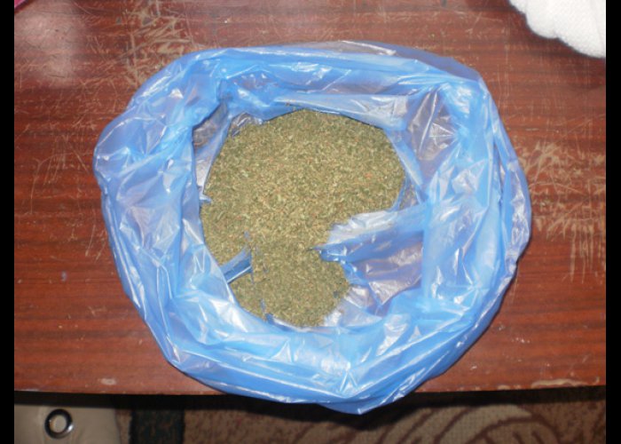 Крымчанин спрятал от милиции наркотики в чайнике 