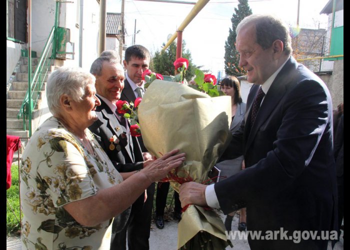 Премьер Крыма поздравил алуштинскую семью с «золотой свадьбой»