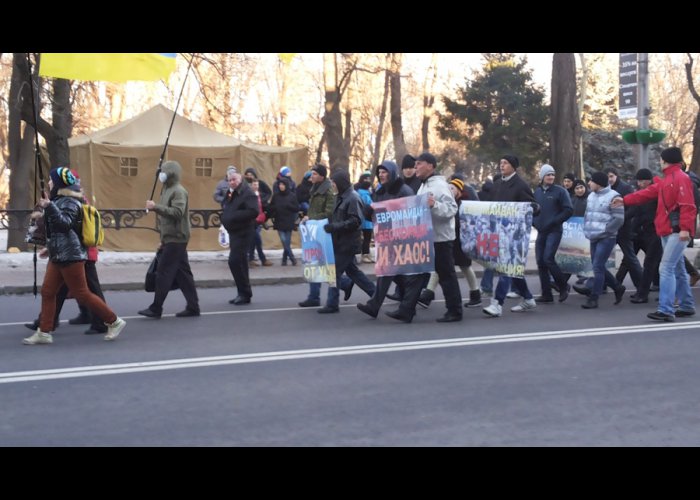 В Киеве наблюдается особое единение участников митинга в поддержку государственного курса