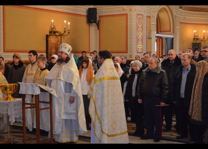 В Севастополе прошел молебен за здравие спасателей     