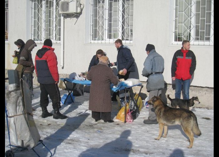 В Феодосии начали раздавать бесплатные обеды