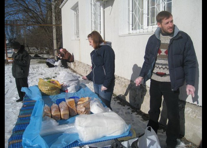 В Феодосии начали раздавать бесплатные обеды