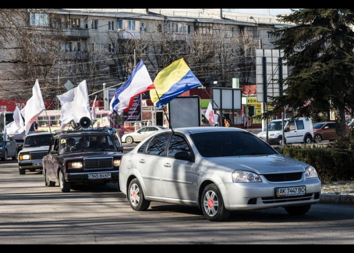 В Симферополе прошел автопробег «Стоп майдан»