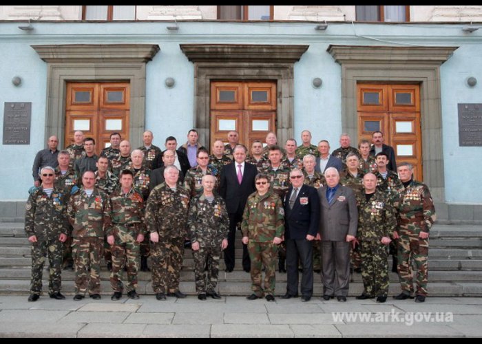 Премьер Крыма вручил награды воинам-интернационалистам