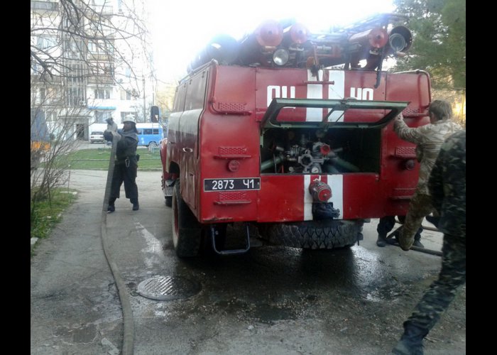 На пожаре в Крыму спасли двух человек