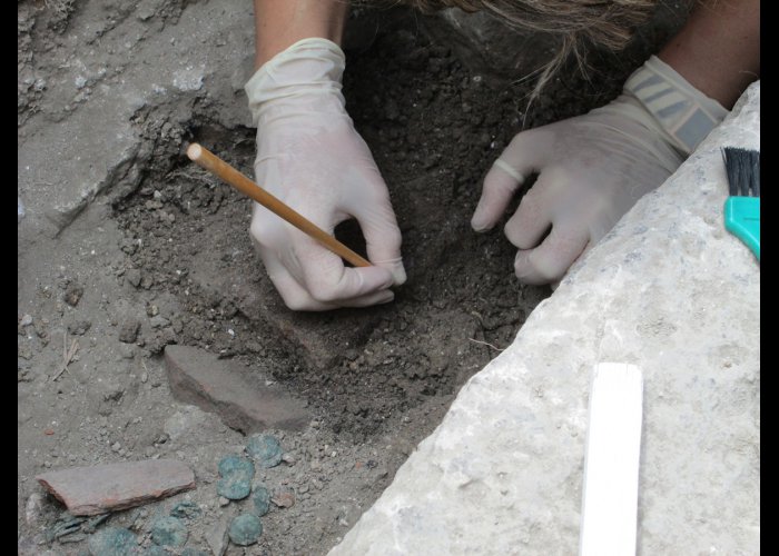 В Херсонесе нашли клад 10 века