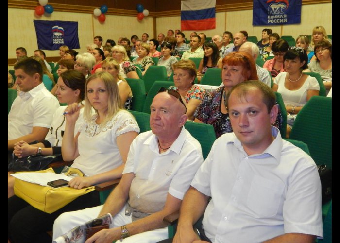 «Единая Россия» выдвинула кандидатов в депутаты по Симферопольскому району