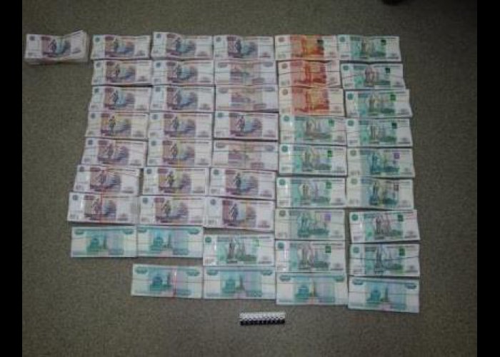 Из Крыма контрабандой пытались вывезти 5 млн. рублей