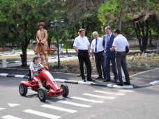 Дорожное движение, В Симферополе реконструировали детский городок безопасности дорожного движения