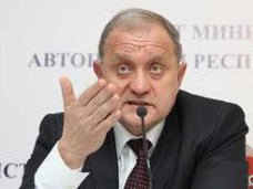 Совет министров АРК, Могилев призвал министров готовиться к отчетам