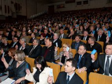 «Регионалы» Крыма соберутся на партсъезд «Регионалы» Крыма соберутся на партсъезд