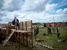 Военно-историческая реконструкция, Под Симферополем скифы штурмовали крепость римлян