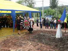 В Крыму перезахоронили неизвестного солдата В Крыму перезахоронили неизвестного солдата