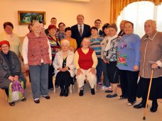 Центры по предоставлению социальных услуг должны быть в каждом населенном пункте, – крымский премьер Центры по предоставлению социальных услуг должны быть в каждом населенном пункте, – крымский премьер