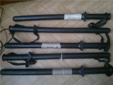 Происшествие, В Крыму задержали автомобиль, полный резиновых дубинок