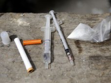 В Симферополе задержали наркомана с инъекционным набором Наркотики, В Симферополе задержали наркомана с инъекционным набором