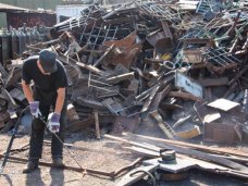 Металлолом, В Саках накрыли незаконный пункт приема металла