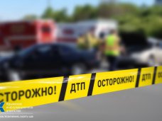ДТП, В Крыму влобовую столкнулись два автомобиля 