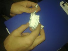 В Керчи задержали парня с амфетамином Наркотики, В Керчи задержали парня с амфетамином