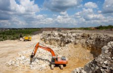 Недра, Арендатор карьера под Саками задолжал 400 тыс. грн. за его использование