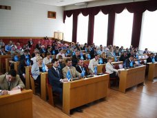 политическая ситуация в Украине, Депутаты Симферопольского горсовета требуют восстановить порядок в стране