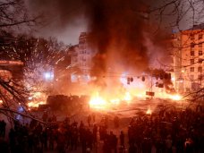 политическая ситуация в Украине, Противостояние в Киеве в фотографиях