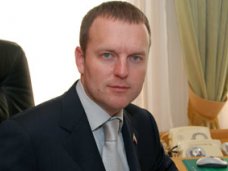 политическая ситуация в Украине, Требование представительства крымских татар в парламенте Крыма неконституционно, – депутат