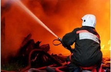 На пожаре в Севастополе чуть не погиб мужчина Пожар, На пожаре в Севастополе чуть не погиб мужчина