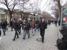 В Симферополь для поддержания боевого духа приехали севастопольцы В Симферополь для поддержания боевого духа приехали севастопольцы