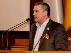 В легитимности крымского премьера не стоит сомневаться, – Константинов В легитимности крымского премьера не стоит сомневаться, – Константинов