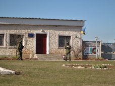 Военная часть в Перевальном заблокирована Военная часть в Перевальном заблокирована