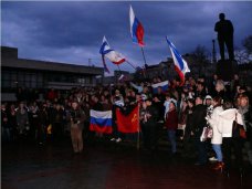 В Симферополе прошел митинг против пропаганды в украинских СМИ