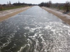 В Крыму не ожидают санкций по подаче днепровской воды В Крыму не ожидают санкций по подаче днепровской воды