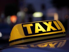 Услугами социального такси в Симферополе воспользовались 46 человек