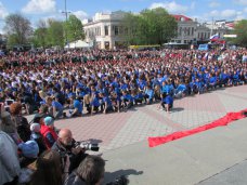 В Симферополе провели общегородскую минуту молчания 