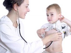 Российские медики провели выездной осмотр воспитанников детского дома в Крыму Российские медики провели выездной осмотр воспитанников детского дома в Крыму