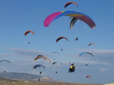 На «Крымские авиационные игры» в Феодосии съедутся 3-5 тыс. человек На «Крымские авиационные игры» в Феодосии съедутся 3-5 тыс. человек