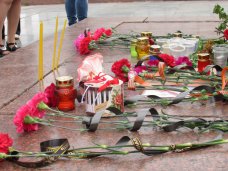 В Симферополе почтили память погибших на Украине