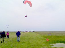 Под Феодосией провели первые Крымские авиационные игры Под Феодосией провели первые Крымские авиационные игры